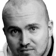 Роман Исаев