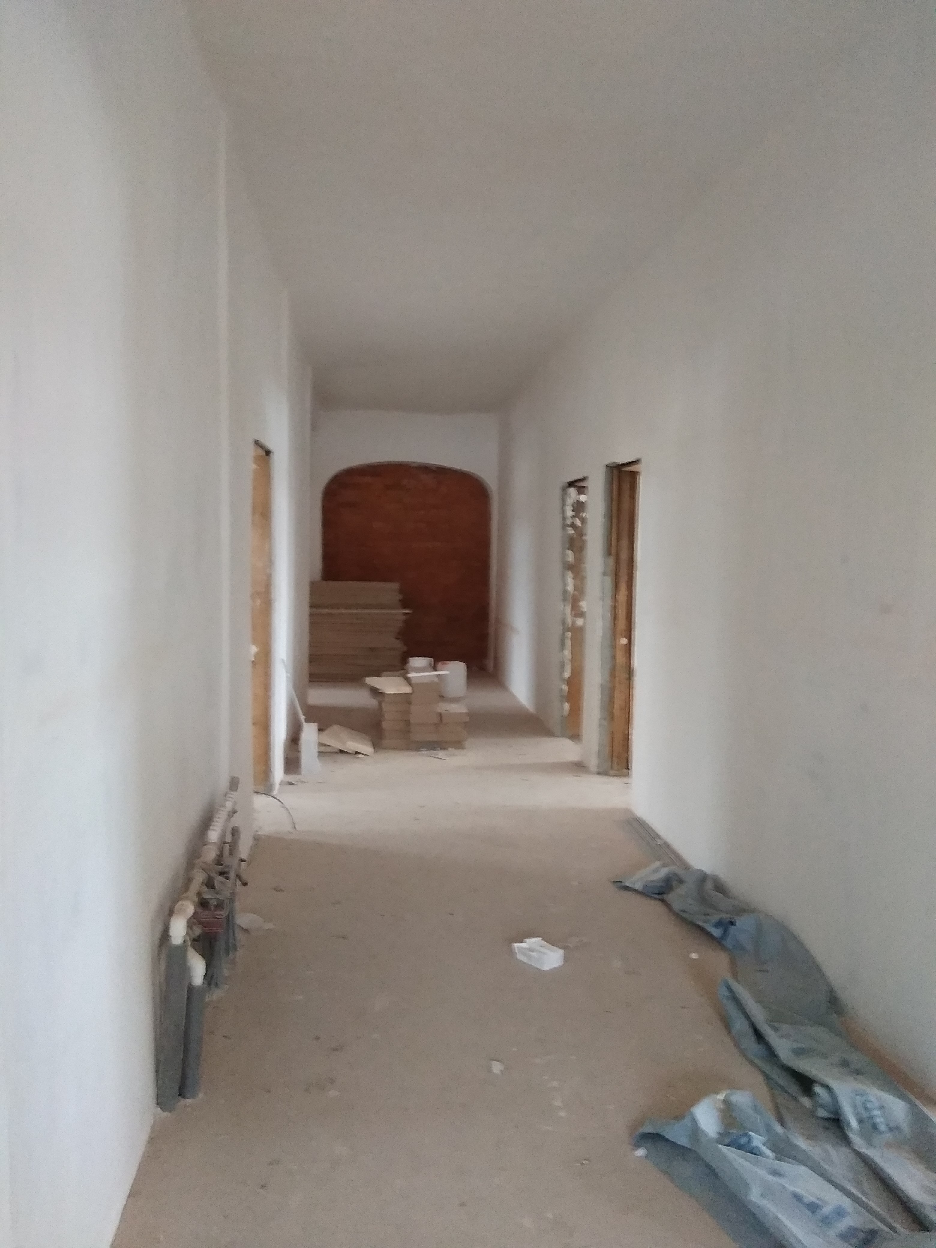 Требуется отделочник на выполнение работ по отделке, Малярные и ...